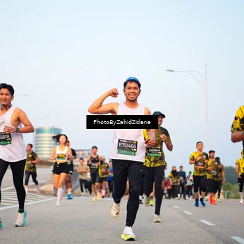 Runner Photo 6675403