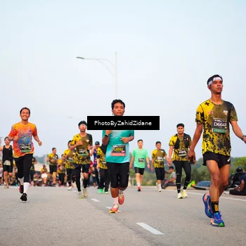 Runner Photo 6675501