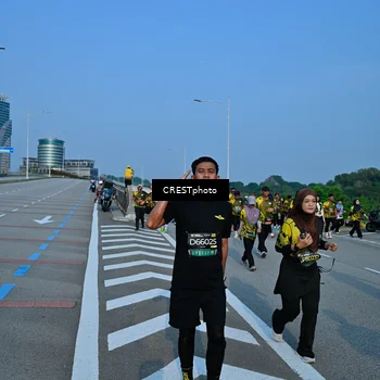 Runner Photo 6675596