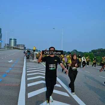 Runner Photo 6675598