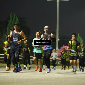 Runner Photo 6675627