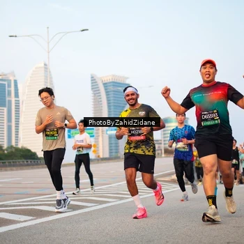 Runner Photo 6675635