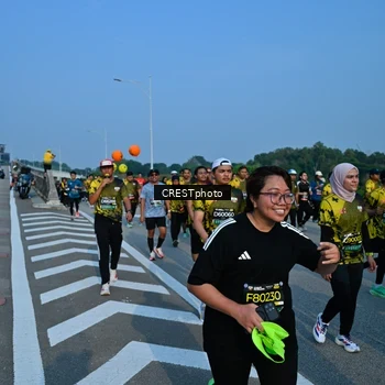 Runner Photo 6675636