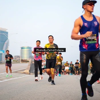 Runner Photo 6675640