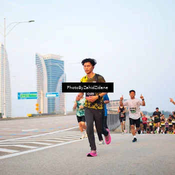 Runner Photo 6675721