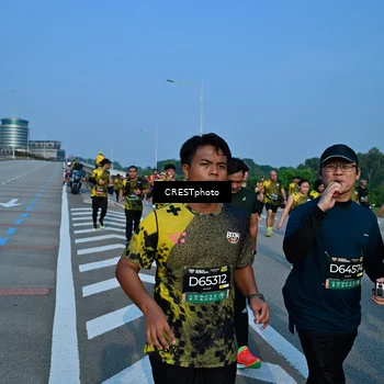 Runner Photo 6675727
