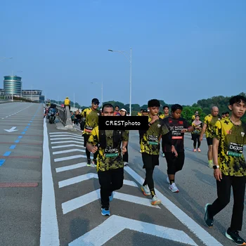 Runner Photo 6675730