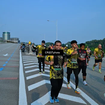Runner Photo 6675738