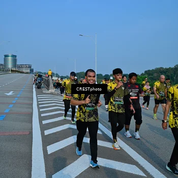 Runner Photo 6675740