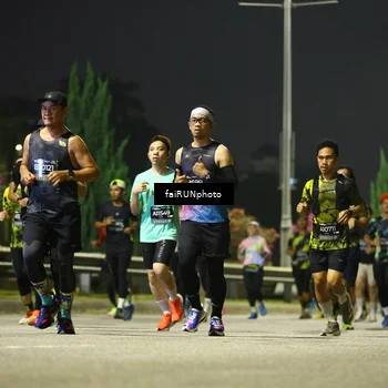 Runner Photo 6675742