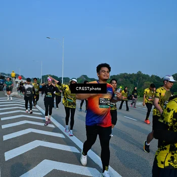 Runner Photo 6675763