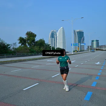 Runner Photo 6675805
