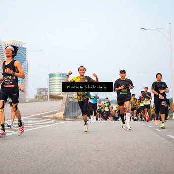 Runner Photo 6675812