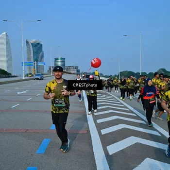 Runner Photo 6675839