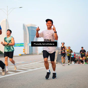 Runner Photo 6675847