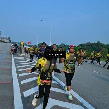 Runner Photo 6675856
