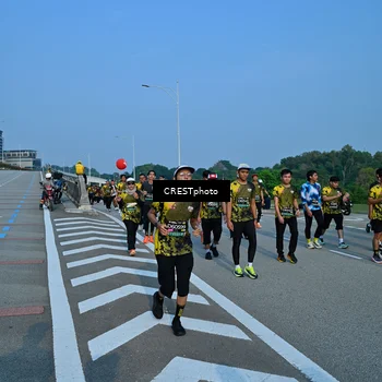 Runner Photo 6675870