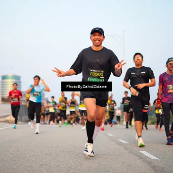 Runner Photo 6675871