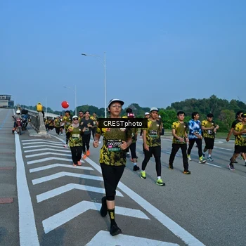 Runner Photo 6675872