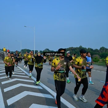 Runner Photo 6675892