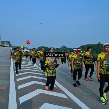 Runner Photo 6675893