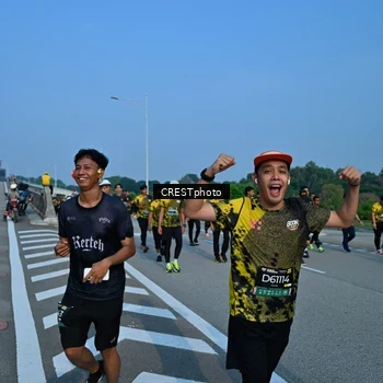 Runner Photo 6675895