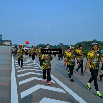 Runner Photo 6675910