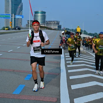 Runner Photo 6675915
