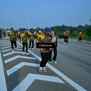 Runner Photo 6675930