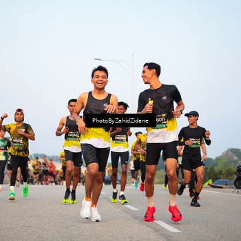 Runner Photo 6675938