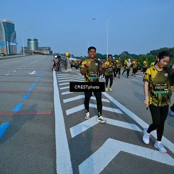 Runner Photo 6675946