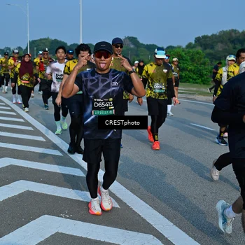 Runner Photo 6675955