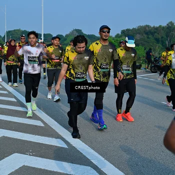 Runner Photo 6675976