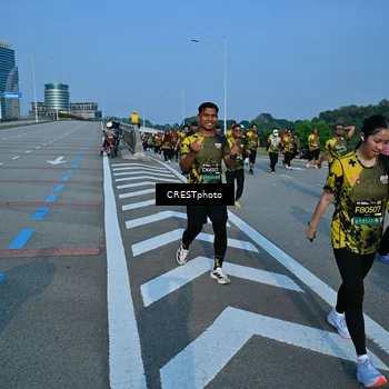 Runner Photo 6675980