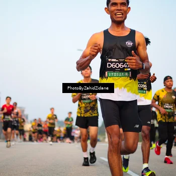 Runner Photo 6675983