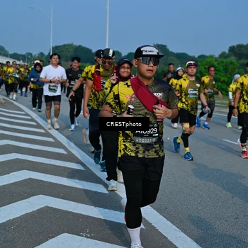 Runner Photo 6675997