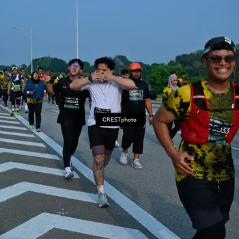 Runner Photo 6676012