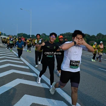Runner Photo 6676022