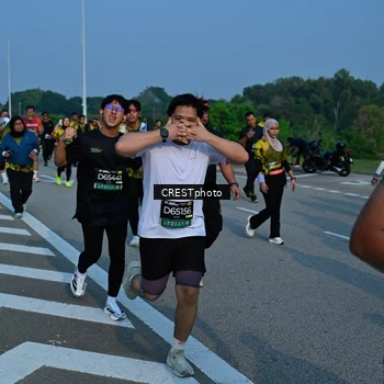 Runner Photo 6676023