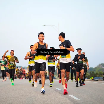 Runner Photo 6676060