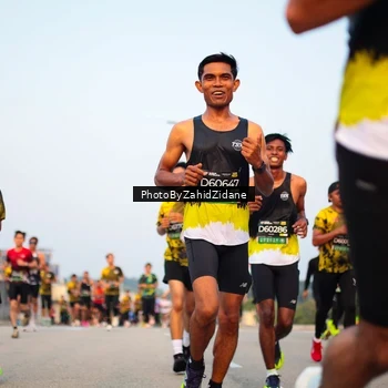 Runner Photo 6676074