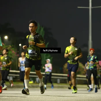 Runner Photo 6676076