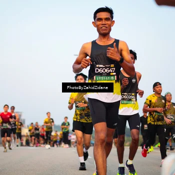 Runner Photo 6676091