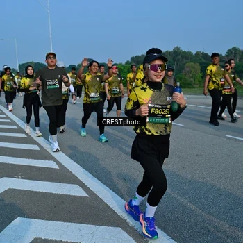 Runner Photo 6676099
