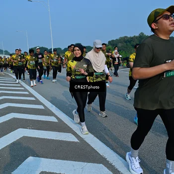 Runner Photo 6676111