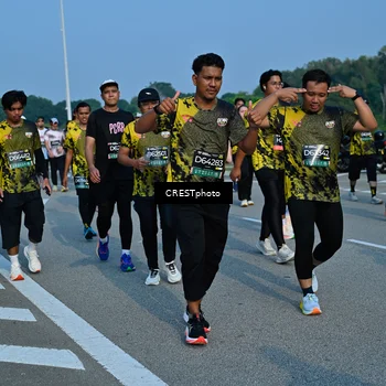 Runner Photo 6676119