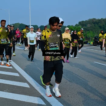 Runner Photo 6676124