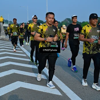 Runner Photo 6676130