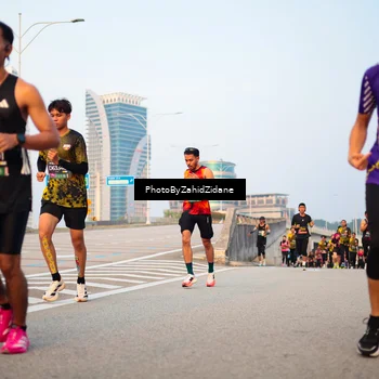 Runner Photo 6676137