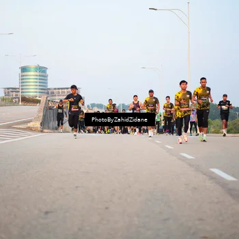 Runner Photo 6676149